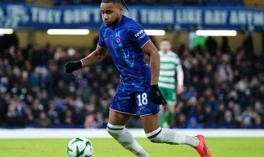 拜仁慕尼黑出奇招！双重突袭切尔西，蓝军两将成德甲新星！