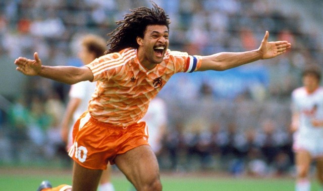 意甲历史最佳阵容发布！C罗落选！大罗齐达内上榜皮尔洛替补