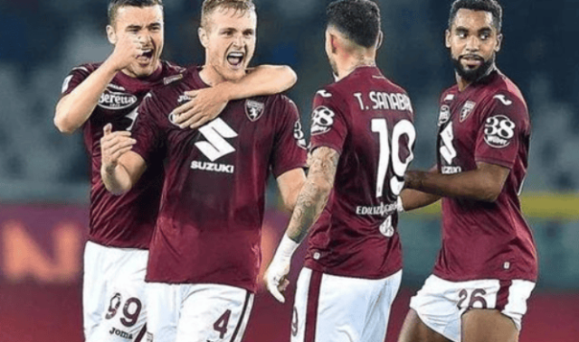 意甲焦点战：莱切VS那不勒斯——实力碰撞下的胜负天平与比分推演