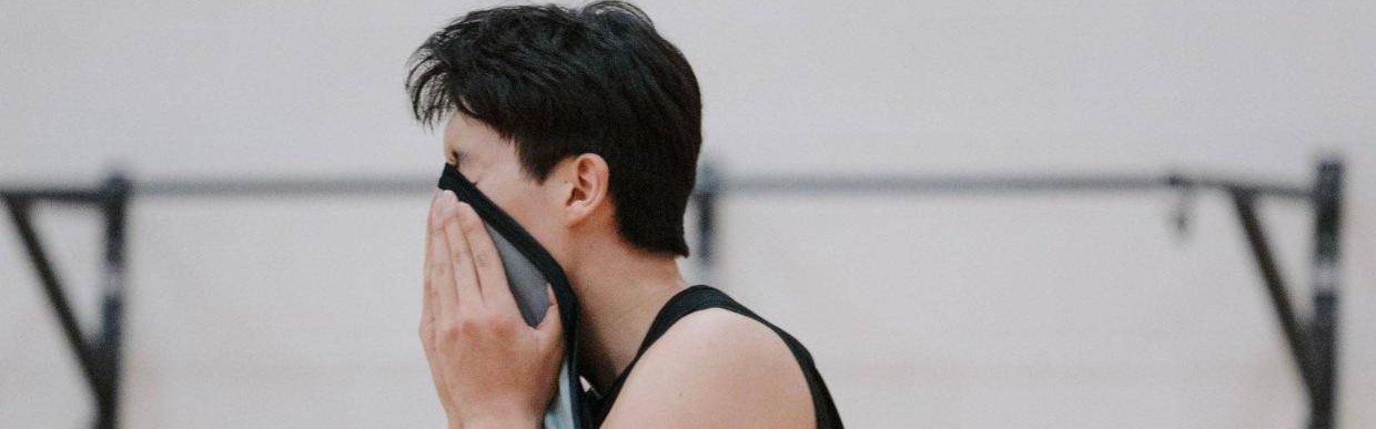 调整能力强！杨瀚森天崩开局 随后5助攻3封盖定神