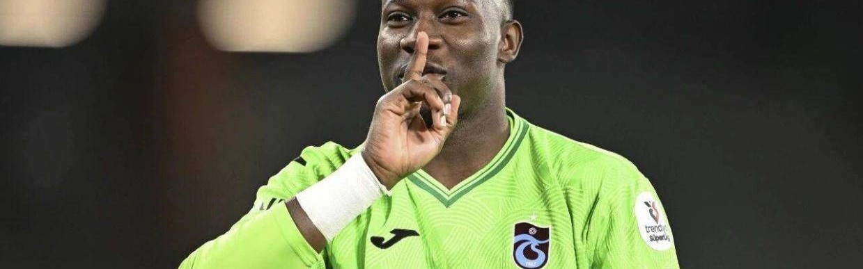 迷之自信！曝奥纳纳执意回归曼联将踢季前赛，欲击败拉门斯重获主力