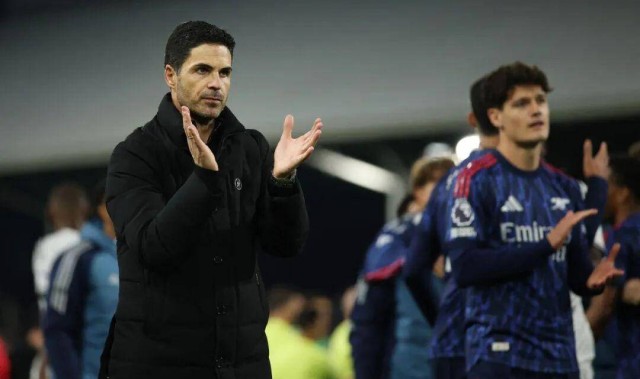 4球大胜暗藏致命隐患！枪手1人爆发引爆更衣室，直指阿尔特塔软肋