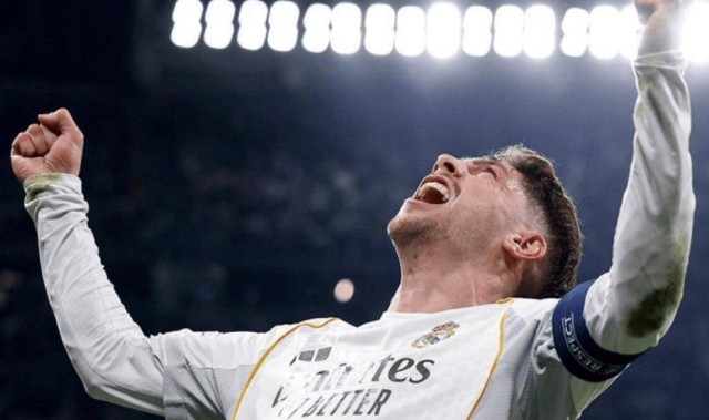 欧冠惨案夜！巴黎5球击溃切尔西，西甲法甲笑纳大礼包