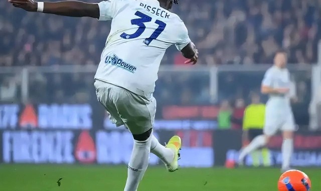 国米2-1登顶！劳塔罗传射封神，齐沃获力挺，弗拉泰西或3500万离队