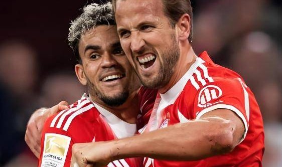 欧冠夜，拜仁2：1战胜皇马，40岁诺伊尔9次神扑，阿森纳1：0