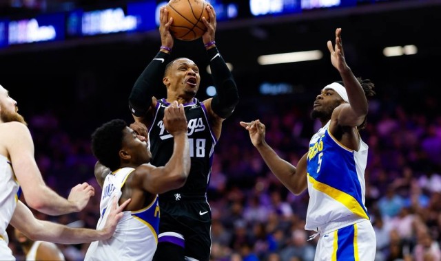 威少16+7+9内史密斯29分 国王险胜步行者