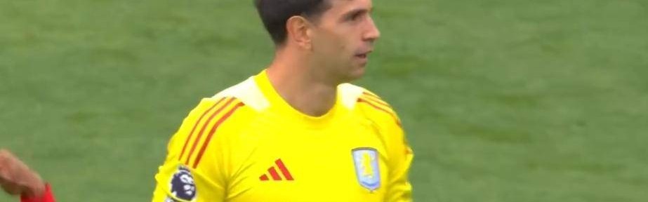 价值一亿的进球裁判可吹可不吹曼联自己不懂比赛该赢不该赢？