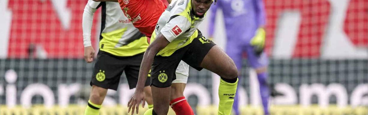 多特蒙德保持不败领跑德甲，科瓦奇强调专注