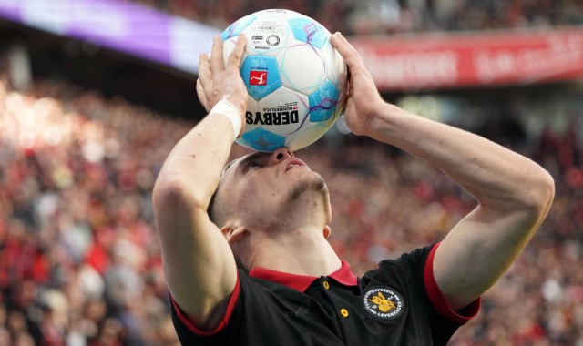 利物浦强硬拒绝拜仁巨额报价，路易斯·迪亚斯去留成焦点