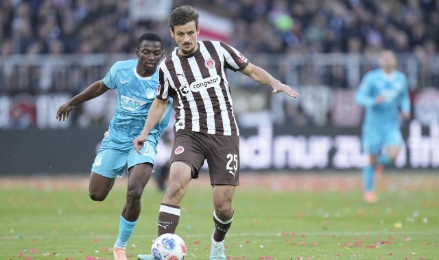 3-0，19岁新星杜尔利剑出鞘，霍芬海姆完胜德甲第10，终结3轮不胜