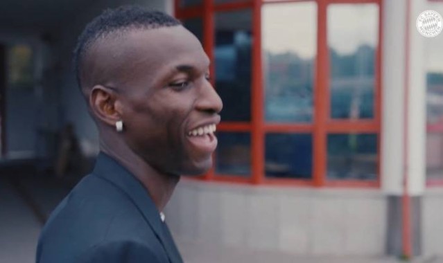 早报：京多安再别曼城