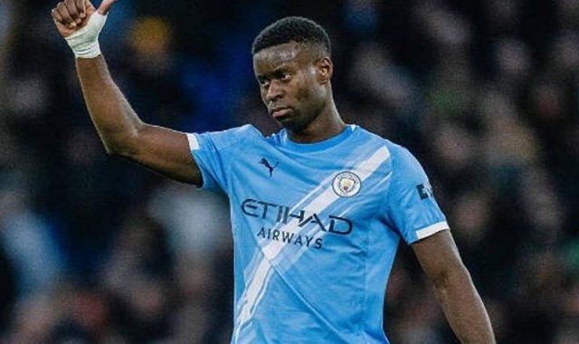 又一个冠军！对阵揭晓，阿森纳冲四冠，曼城力争三胜利物浦