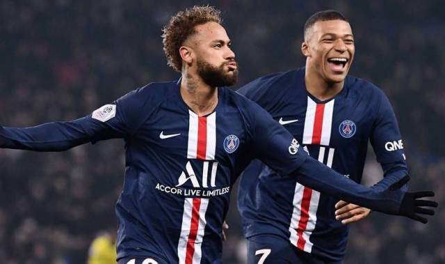 世俱杯巅峰对决：巴黎圣曼 VS 皇马，足坛巨擘的王者之争