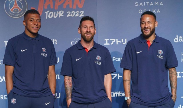 尴尬了！大巴黎历史最佳阵容出炉姆巴佩内马尔都入选唯独没有梅西