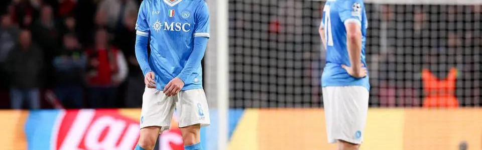 那不勒斯2-6惨败埃因霍温，意甲冠军28年来最丢脸一战