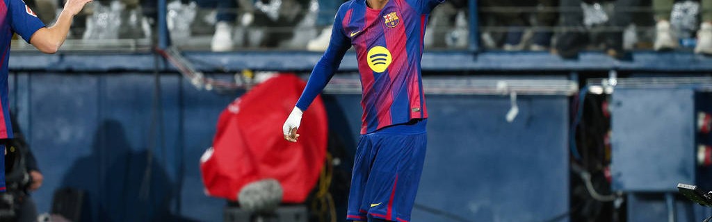 西甲-拉菲尼亚点射德容助亚马尔破门 巴萨2-0黄潜领跑