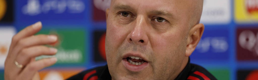 斯洛特：萨拉赫有权不满但不该向媒体说 俱乐部需要做出处理