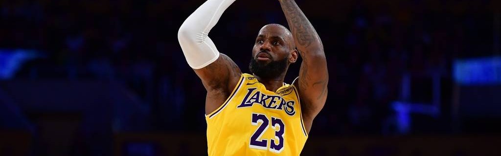 詹姆斯20+7+10肯纳德10分 湖人擒勇士3连胜