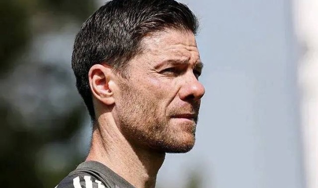 西甲：从莫德里奇到阿诺德，阿隆索的到来让皇马的更新换代计划正在加快推进