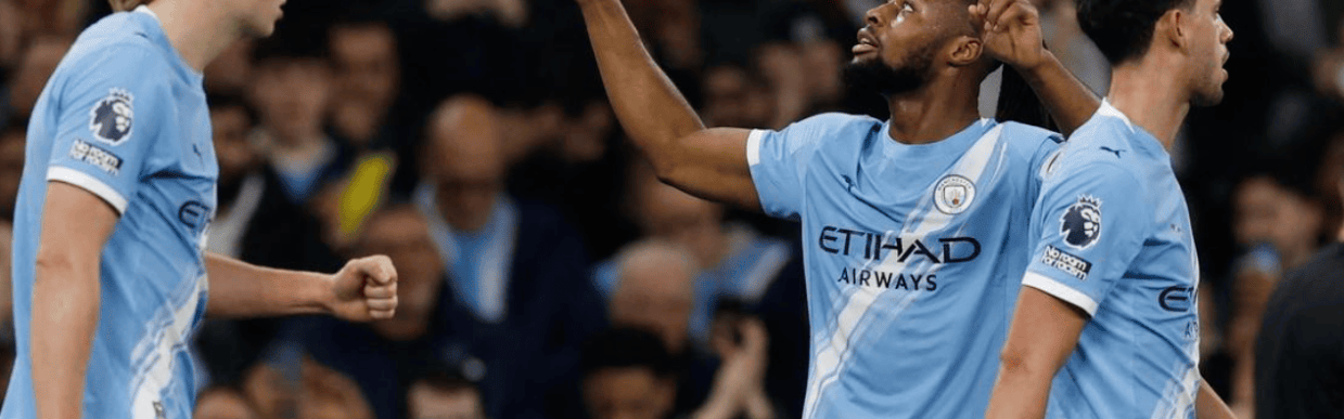 一场2-2，改变英超争冠格局，瓜迪奥拉气炸了：争冠形势恶化